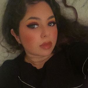 Meet your Posher, Kira